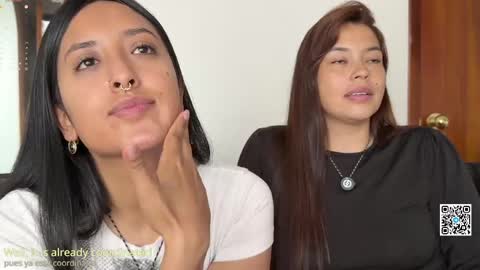 Snapshot of 2summerlove2 chatting on June 9, 6:41 pm Dalilah and Tarah online show from June 9, 6:41 pm