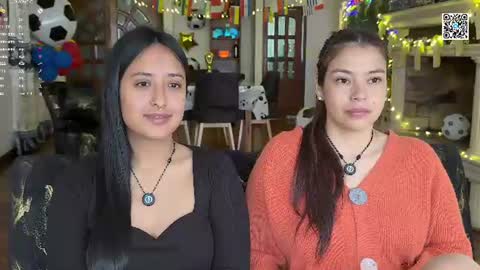 Snapshot of 2summerlove2 chatting on July 4, 2:23 pm Dalilah and Tarah online show from July 4, 2:23 pm