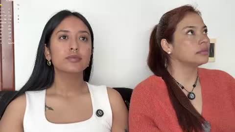 Snapshot of 2summerlove2 chatting on July 24, 2:37 pm Dalilah and Tarah online show from July 24, 2:37 pm