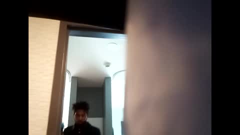 Str8 Edge online show from April 18, 2:21 pm