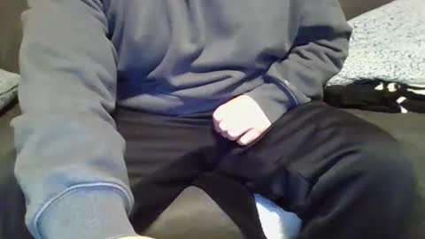 30sman52 online show from February 4, 9:42 pm