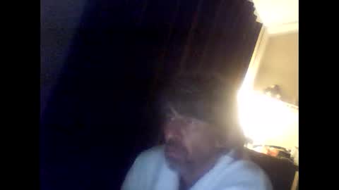 Snapshot of 333fffej chatting on September 29, 7:24 am 333fffej online show from September 29, 7:24 am