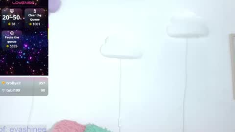 Snapshot of 333w4zh1n3 chatting on October 17, 6:10 pm Eva online show from October 17, 6:10 pm