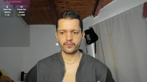 Alex THE BIG SNAKE DUDE online show from July 28, 11:39 am