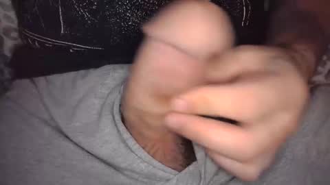 Snapshot of 3rdshiftphil chatting on December 18, 11:02 am Phil online show from December 18, 11:02 am