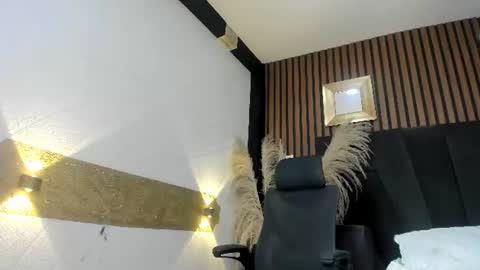 Snapshot of 3x_naxa chatting on July 8, 1:59 pm 3X NAXAA online show from July 8, 1:59 pm