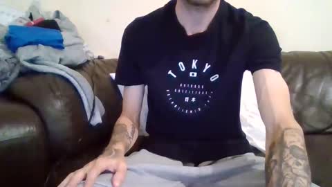 420feetloverr420 online show from October 1, 11:22 pm