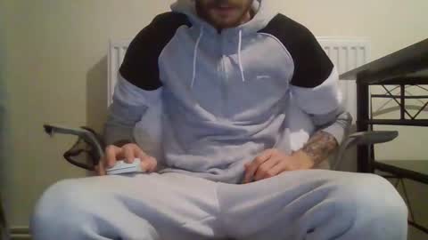 420feetloverr420 online show from November 1, 1:29 am