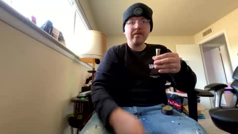 Snapshot of 420jizzva chatting on December 31, 6:02 pm Daddythickdick420 online show from December 31, 6:02 pm