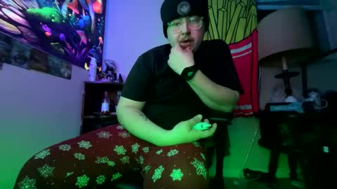 Snapshot of 420jizzva chatting on March 8, 12:44 am Daddythickdick420 online show from March 8, 12:44 am
