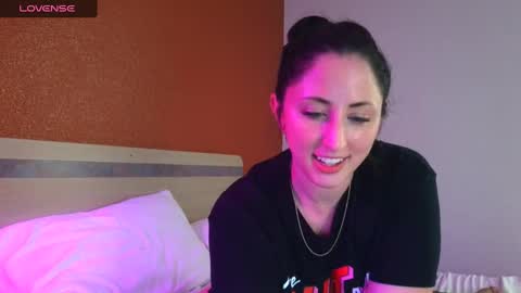 Snapshot of 420vegasconnect chatting on February 17, 1:47 am YourNeighbors online show from February 17, 1:47 am