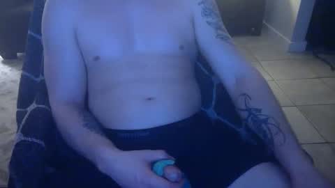 Snapshot of 42o_blah chatting on January 10, 5:58 am 42o_blah online show from January 10, 5:58 am