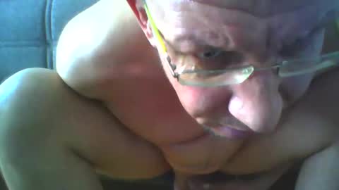 Steve online show from December 9, 11:36 am