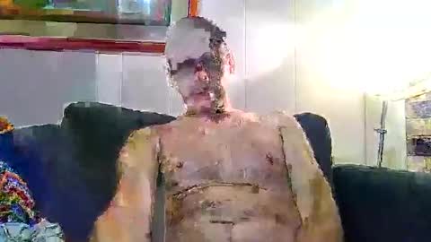 4nuf online show from June 9, 1:56 pm