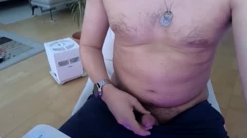 Snapshot of 4rjun4 chatting on January 19, 7:34 am 4rjun4 online show from January 19, 7:34 am