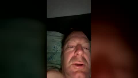 Snapshot of 4rtt43 chatting on February 24, 7:50 am robert online show from February 24, 7:50 am