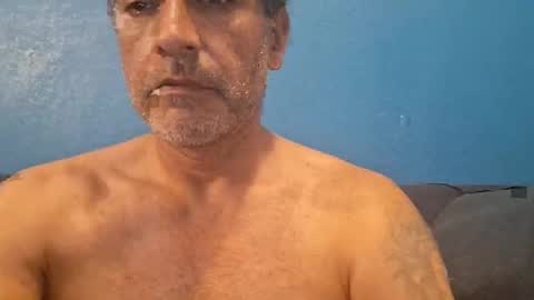 Snapshot of 4thethrillofit4 chatting on May 16, 12:51 am 4thethrillofit4 online show from May 16, 12:51 am
