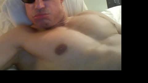 Snapshot of 5minuescum chatting on October 28, 7:05 pm RecentBison online show from October 28, 7:05 pm