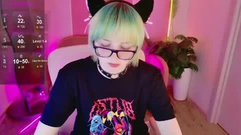 Snapshot of 666_marshmallow chatting on June 4, 1:17 pm Marsi online show from June 4, 1:17 pm