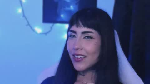 Snapshot of 66luci_fer6_ chatting on November 12, 6:25 am luarii online show from November 12, 6:25 am