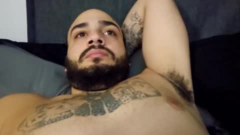 Snapshot of 6969bussinnutz6969 chatting on February 19, 4:01 am 6969bussinnutz6969 online show from February 19, 4:01 am