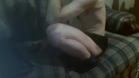 Snapshot of 69sextoyboy69 chatting on January 22, 9:24 am 69sextoyboy69 online show from January 22, 9:24 am