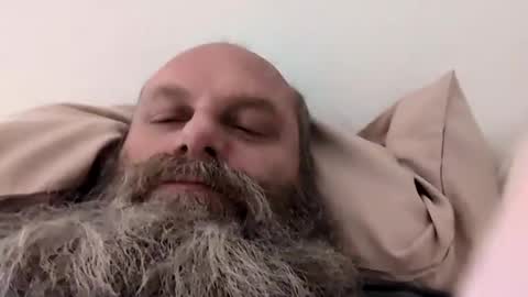 Snapshot of 69singledad79 chatting on February 4, 4:08 pm 69singledad79 online show from February 4, 4:08 pm