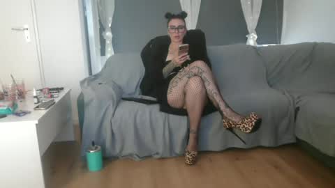 Snapshot of 69sweetpoison chatting on June 14, 3:58 pm 69sweetpoison online show from June 14, 3:58 pm