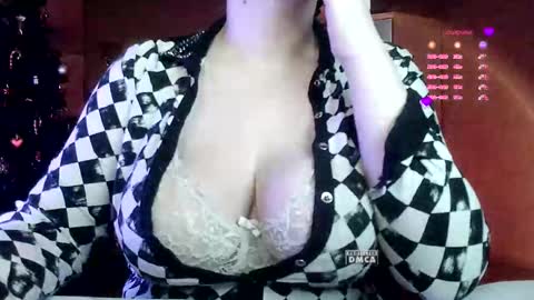 6_dream_9 online show from February 17, 6:47 pm