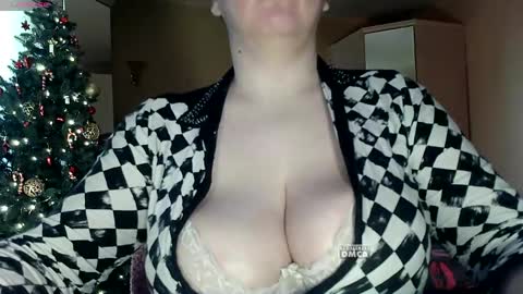 Snapshot of 6_dream_9 chatting on April 28, 5:56 am 6_dream_9 online show from April 28, 5:56 am