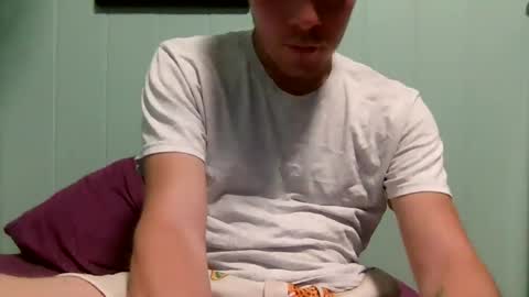 6inch Twnk online show from September 18, 5:31 am