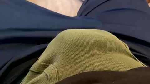 Snapshot of 6inchboytoy chatting on January 11, 1:01 pm 6inchboytoy online show from January 11, 1:01 pm