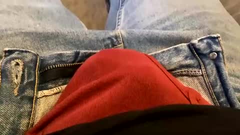 Snapshot of 6inchboytoy chatting on February 19, 12:00 pm 6inchboytoy online show from February 19, 12:00 pm