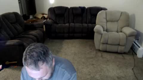 Snapshot of 7_inch_hole_punch chatting on December 14, 4:34 am 7inch hole punch online show from December 14, 4:34 am