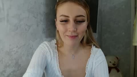 Snapshot of 7melania chatting on September 21, 7:15 pm 7melania online show from September 21, 7:15 pm