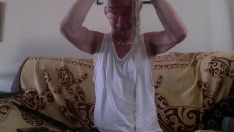 808dred online show from March 9, 12:03 am