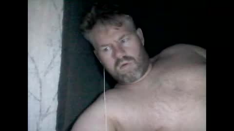 Snapshot of 81jonnyx chatting on December 28, 8:58 am 81jonnyx online show from December 28, 8:58 am