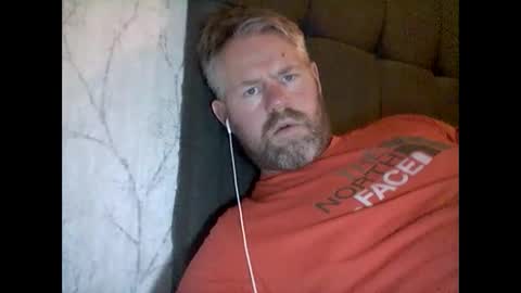 Snapshot of 81jonnyx chatting on January 4, 4:11 pm 81jonnyx online show from January 4, 4:11 pm