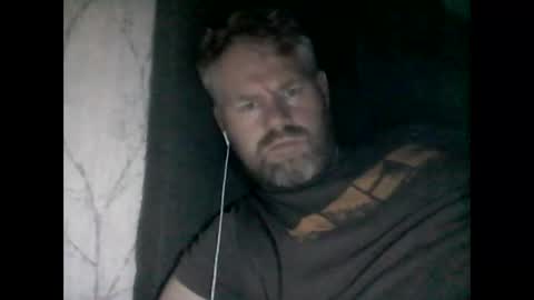 Snapshot of 81jonnyx chatting on January 6, 9:32 pm 81jonnyx online show from January 6, 9:32 pm