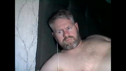 Snapshot of 81jonnyx chatting on February 2, 9:34 pm 81jonnyx online show from February 2, 9:34 pm