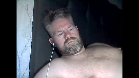 Snapshot of 81jonnyx chatting on February 8, 7:15 am 81jonnyx online show from February 8, 7:15 am