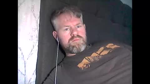 Snapshot of 81jonnyx chatting on February 8, 10:39 am 81jonnyx online show from February 8, 10:39 am