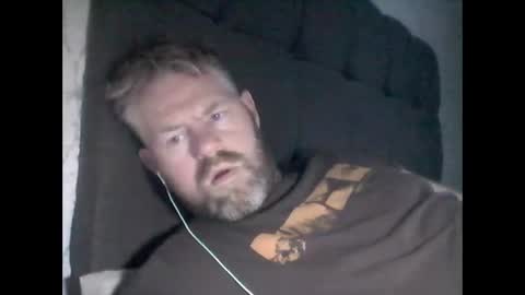 Snapshot of 81jonnyx chatting on February 10, 8:53 am 81jonnyx online show from February 10, 8:53 am