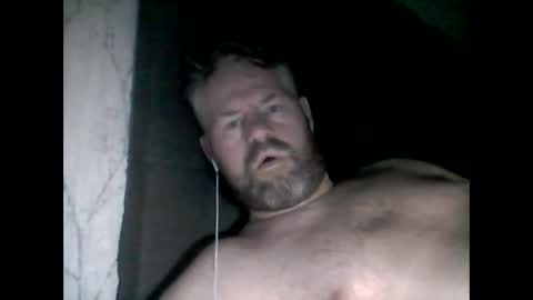 Snapshot of 81jonnyx chatting on February 23, 8:06 am 81jonnyx online show from February 23, 8:06 am