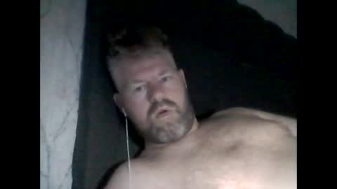 Snapshot of 81jonnyx chatting on March 8, 7:49 am 81jonnyx online show from March 8, 7:49 am