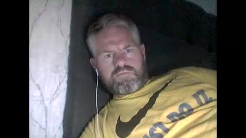 Snapshot of 81jonnyx chatting on September 10, 12:49 pm 81jonnyx online show from September 10, 12:49 pm