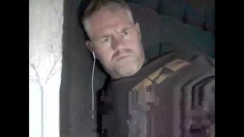 Snapshot of 81jonnyx chatting on October 5, 1:53 pm 81jonnyx online show from October 5, 1:53 pm