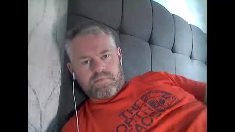 Snapshot of 81jonnyx chatting on October 20, 11:43 am 81jonnyx online show from October 20, 11:43 am