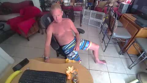 86406stud online show from February 8, 8:34 pm