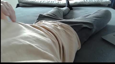 87johnny online show from December 7, 8:55 am